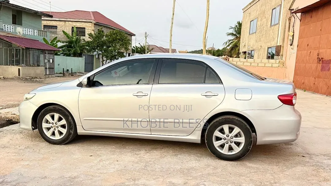 Toyota Corolla S 4dr Sedan (1.8L 4cyl 4A) 2013 Silver