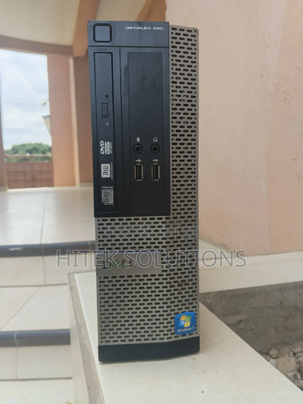 Desktop Computer Dell OptiPlex 390 4GB Intel Core i3 HDD 512GB