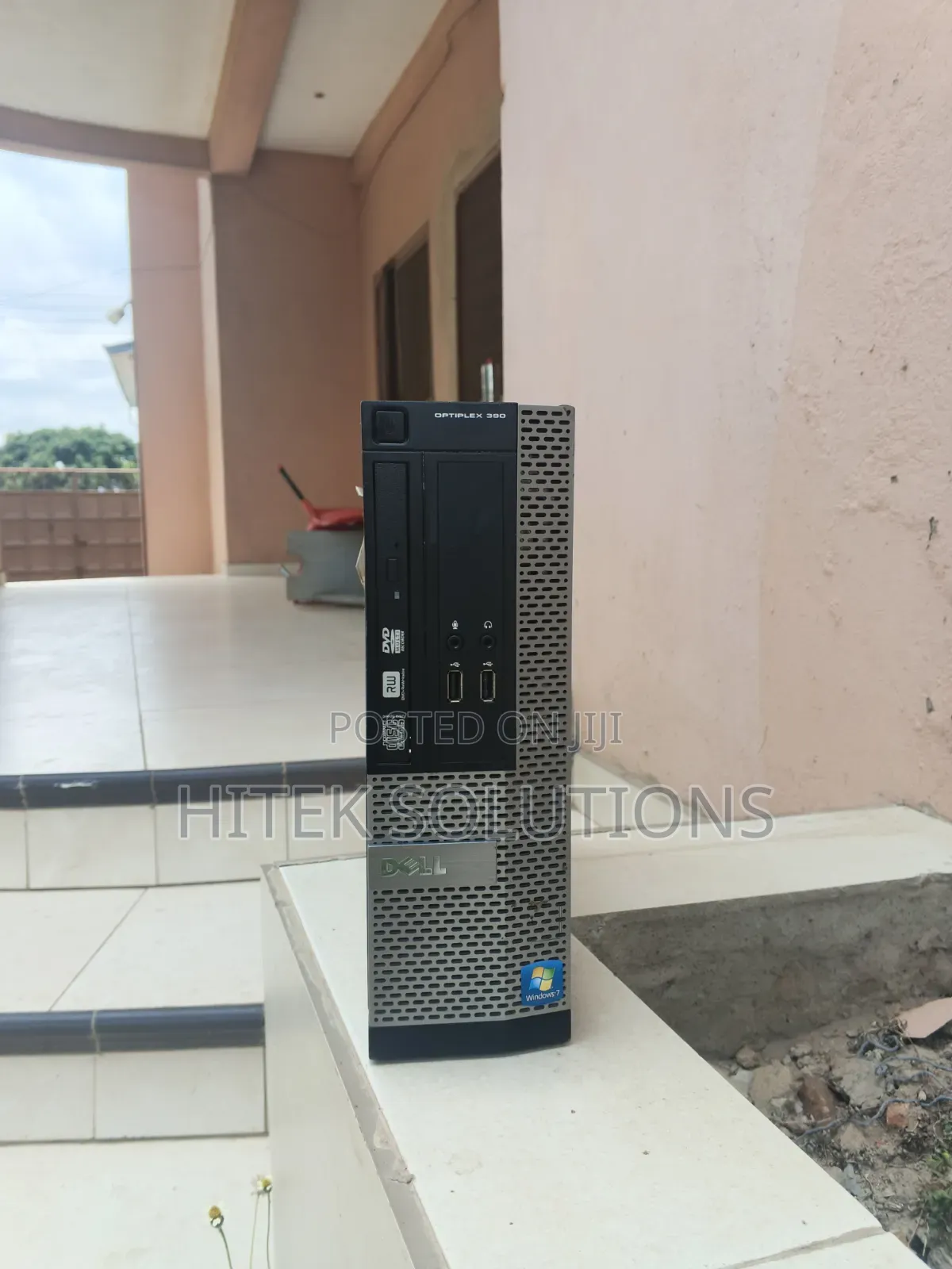Desktop Computer Dell OptiPlex 390 4GB Intel Core i3 HDD 512GB