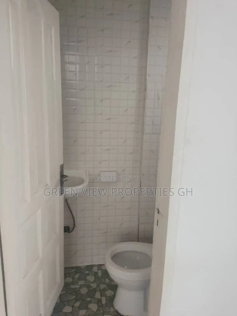 1bdrm Room & Parlour in Tseaddo for rent