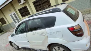 Pontiac Vibe 2007 White