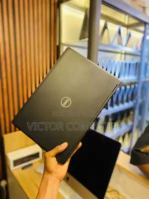 Laptop Dell Latitude 5490 8GB AMD Ryzen 5 SSD 128GB