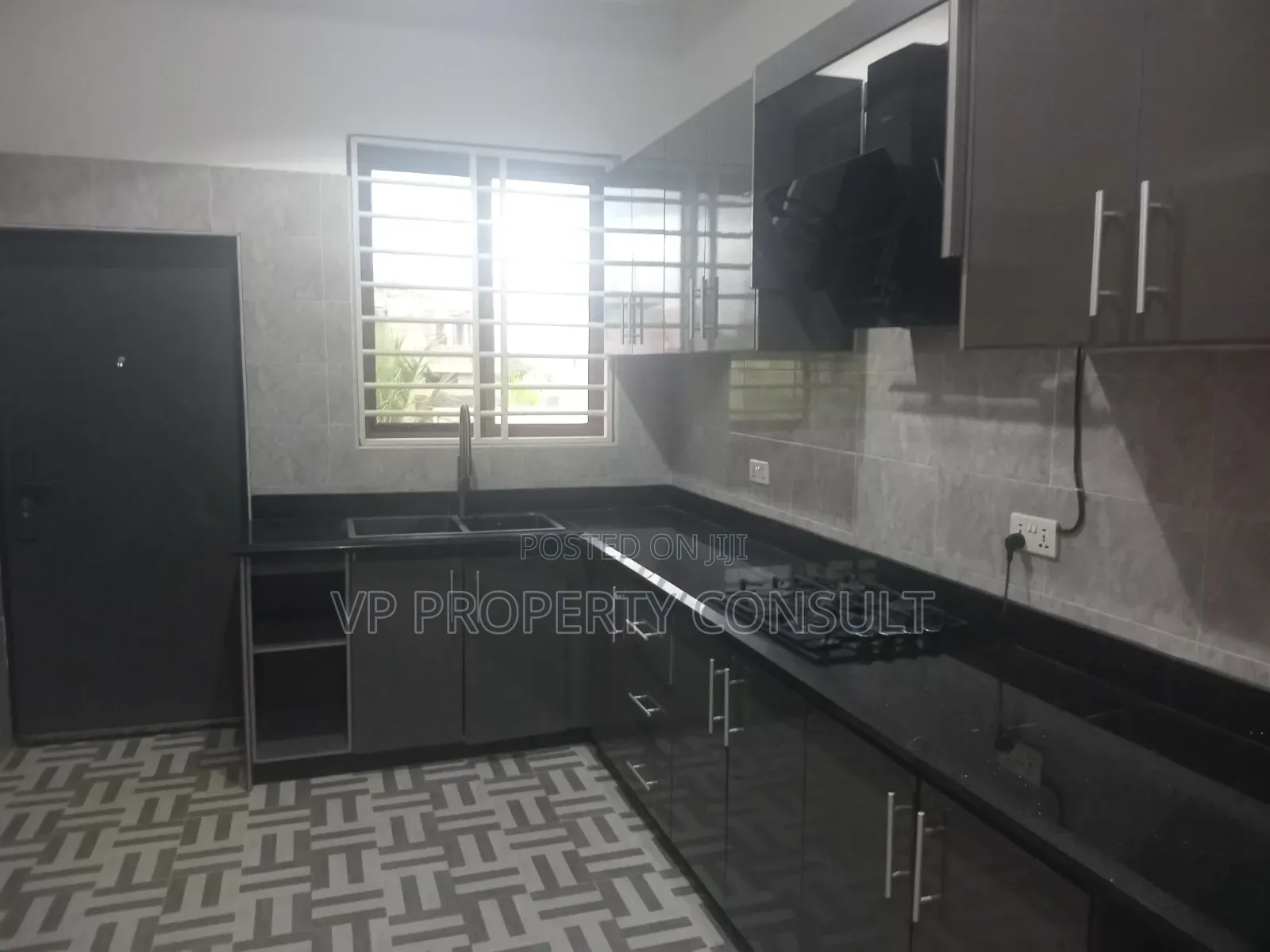 3bdrm Apartment in Tseaddo for rent