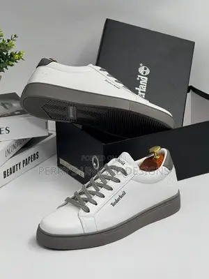 Urbancraft Classic Leather Sneakers