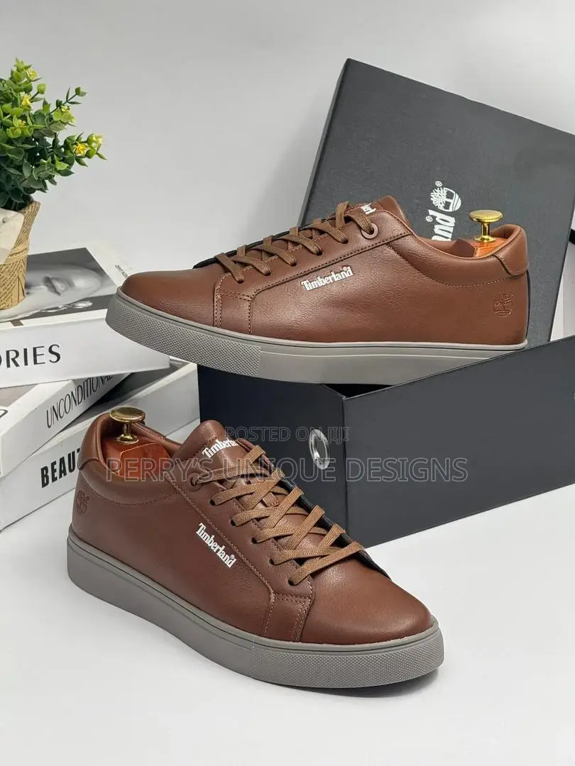 Urbancraft Classic Leather Sneakers