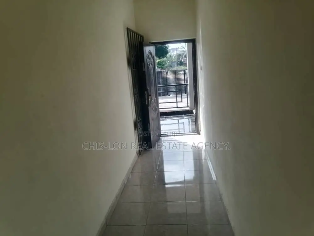 3bdrm House in Kasoa Tuba, Toll Booth for rent