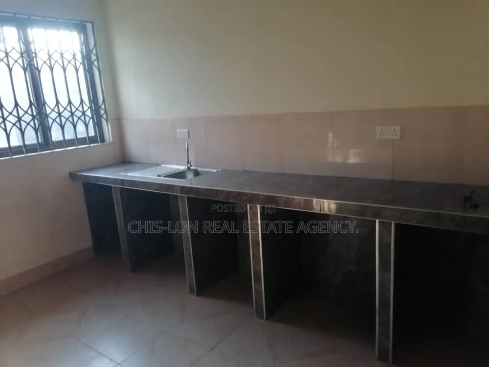 3bdrm House in Kasoa Tuba, Toll Booth for rent