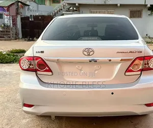 Toyota Corolla S 4dr Sedan (1.8L 4cyl 4A) 2013 Silver