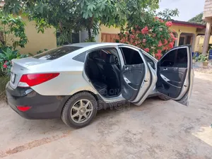 Hyundai Accent GLS 4dr Sedan (1.6L 4cyl 6A) 2015 Silver