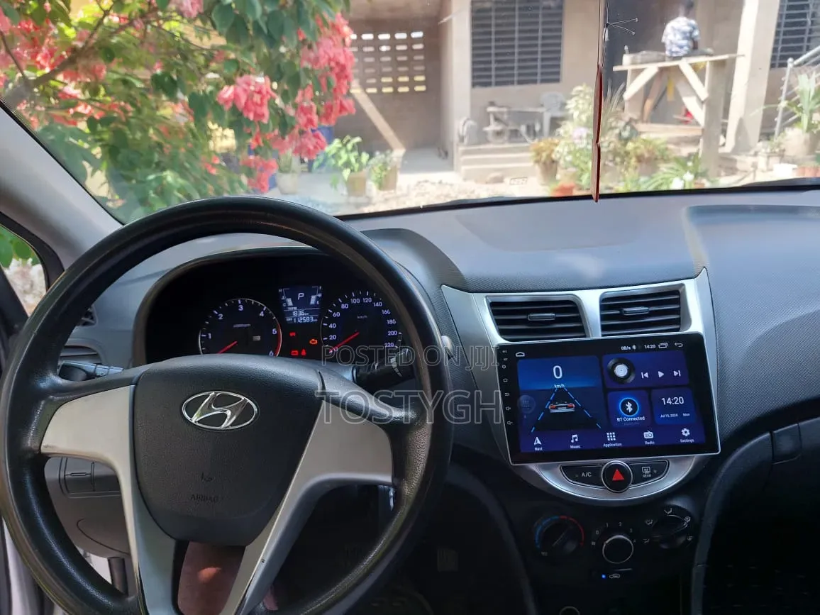 Hyundai Accent GLS 4dr Sedan (1.6L 4cyl 6A) 2015 Silver