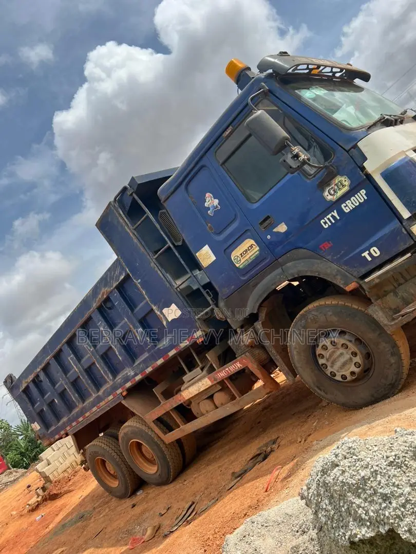 Howo 6*4 Wheeler Truck