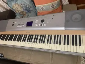 Portable Grand DGX-620