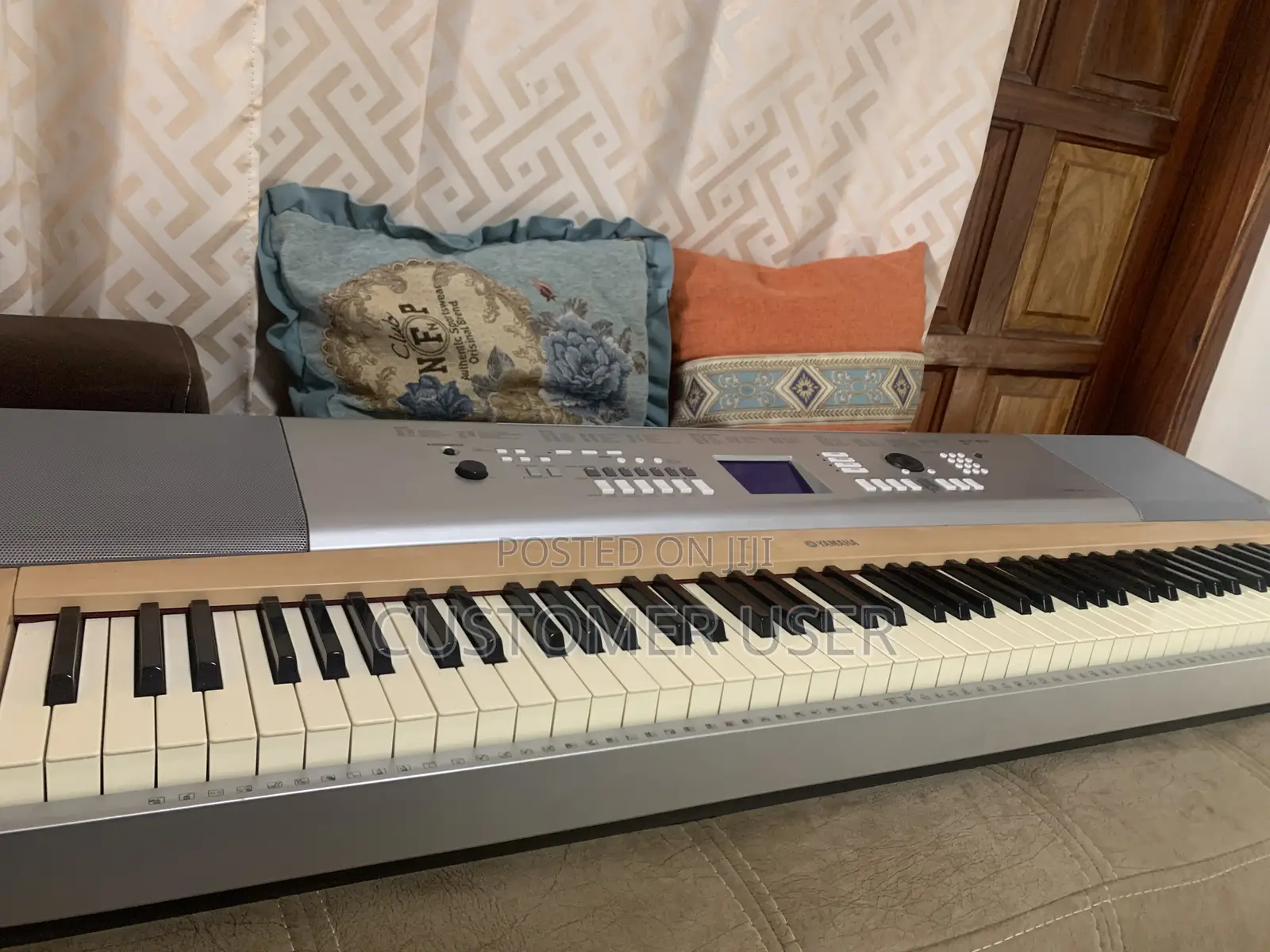 Portable Grand DGX-620