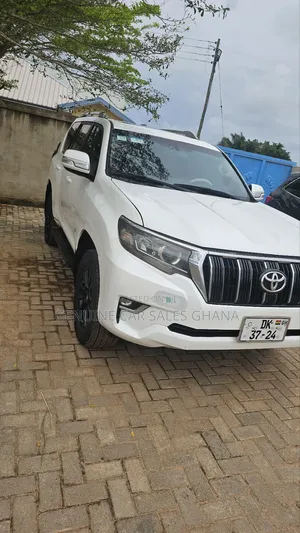 Toyota Land Cruiser Prado 2.7 2017 White