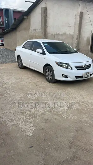 Toyota Corolla XLE 4dr Sedan (1.8L 4cyl 4A) 2010 White