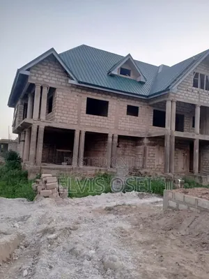 5bdrm House in Accra Metropolitan for sale