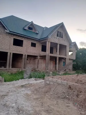 5bdrm House in Accra Metropolitan for sale
