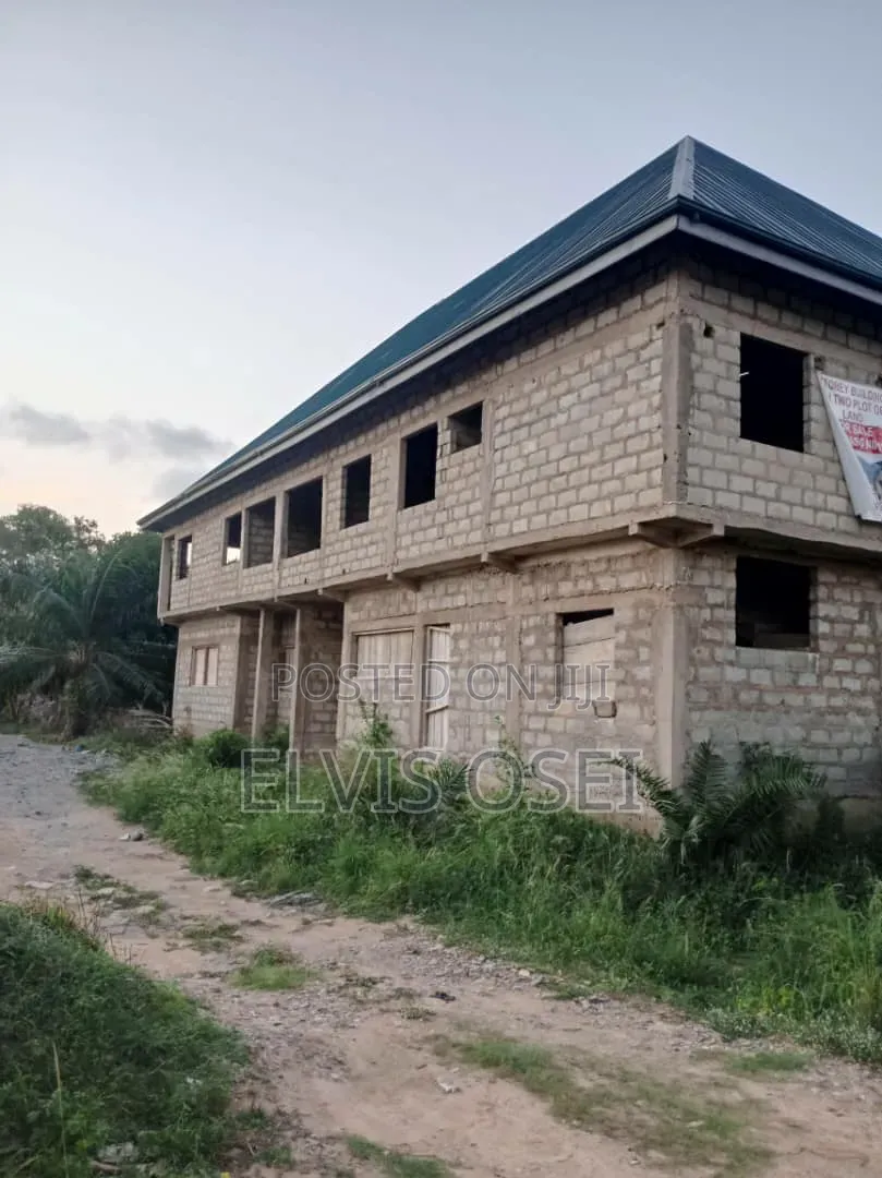 5bdrm House in Accra Metropolitan for sale