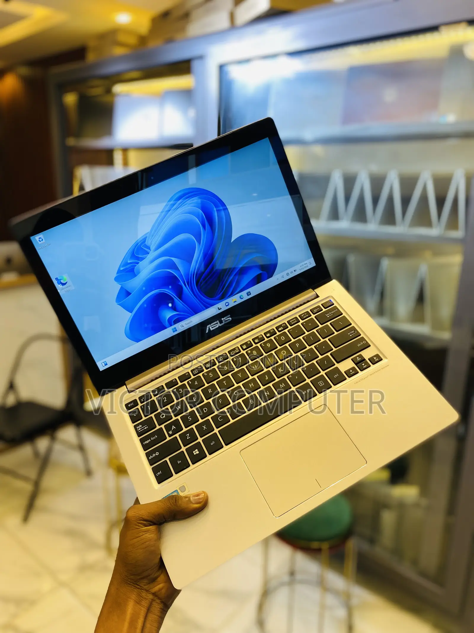 Laptop Asus ZenBook UX303UB 12GB Intel Core i7 SSD 256GB