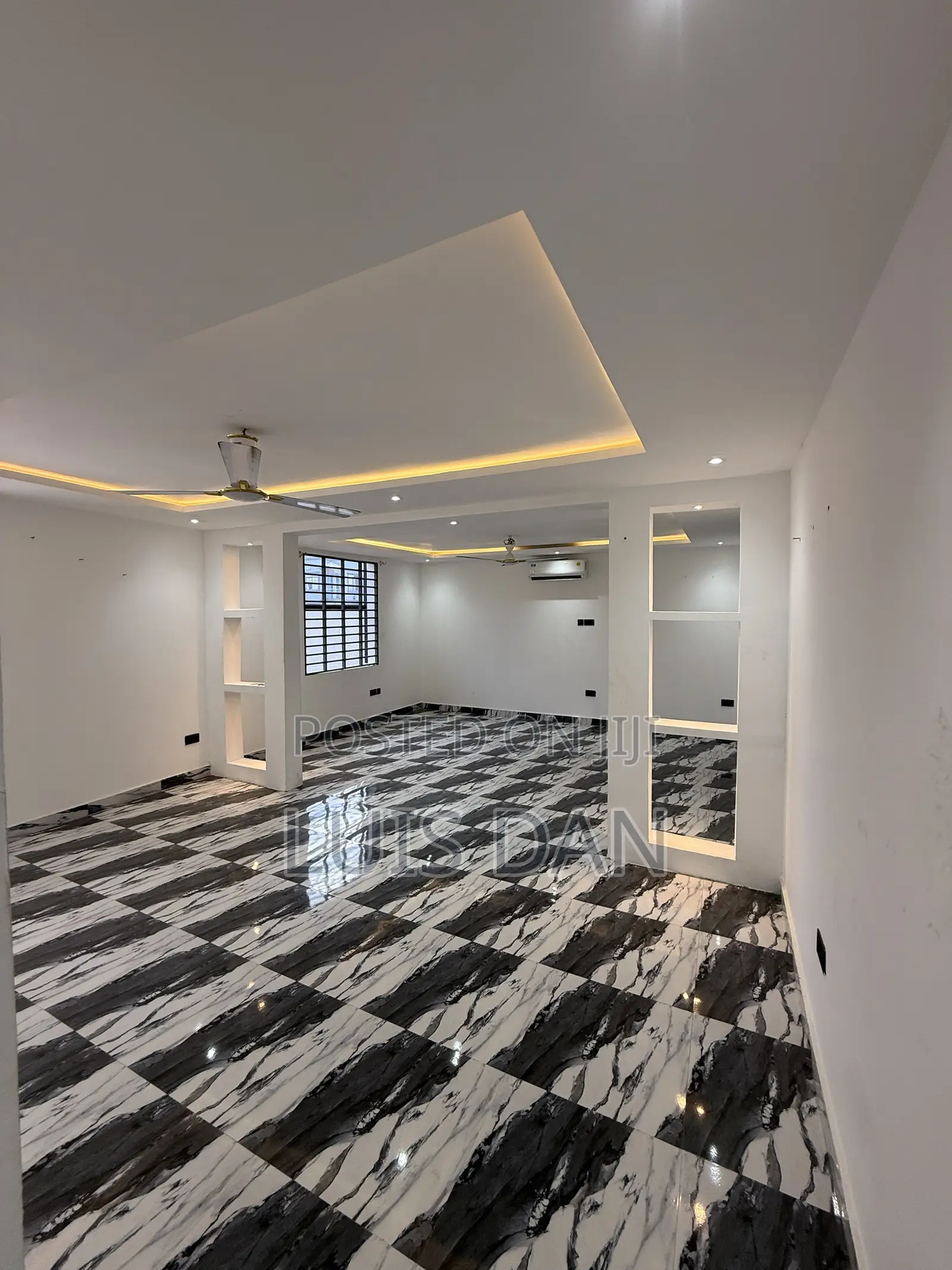 2bdrm Apartment in Jascag, Sakumono for rent