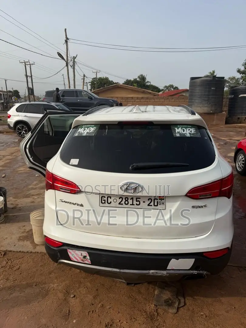 Hyundai Santa Fe GLS 4dr SUV (3.3L 6cyl 6A) 2015 White