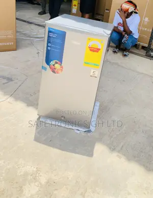 Zealous New Midea 85l Litres Table Top Refrigerator Mdrd133fgg31