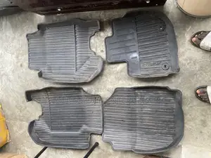Honda HRV Carpet/Floor Mats Set
