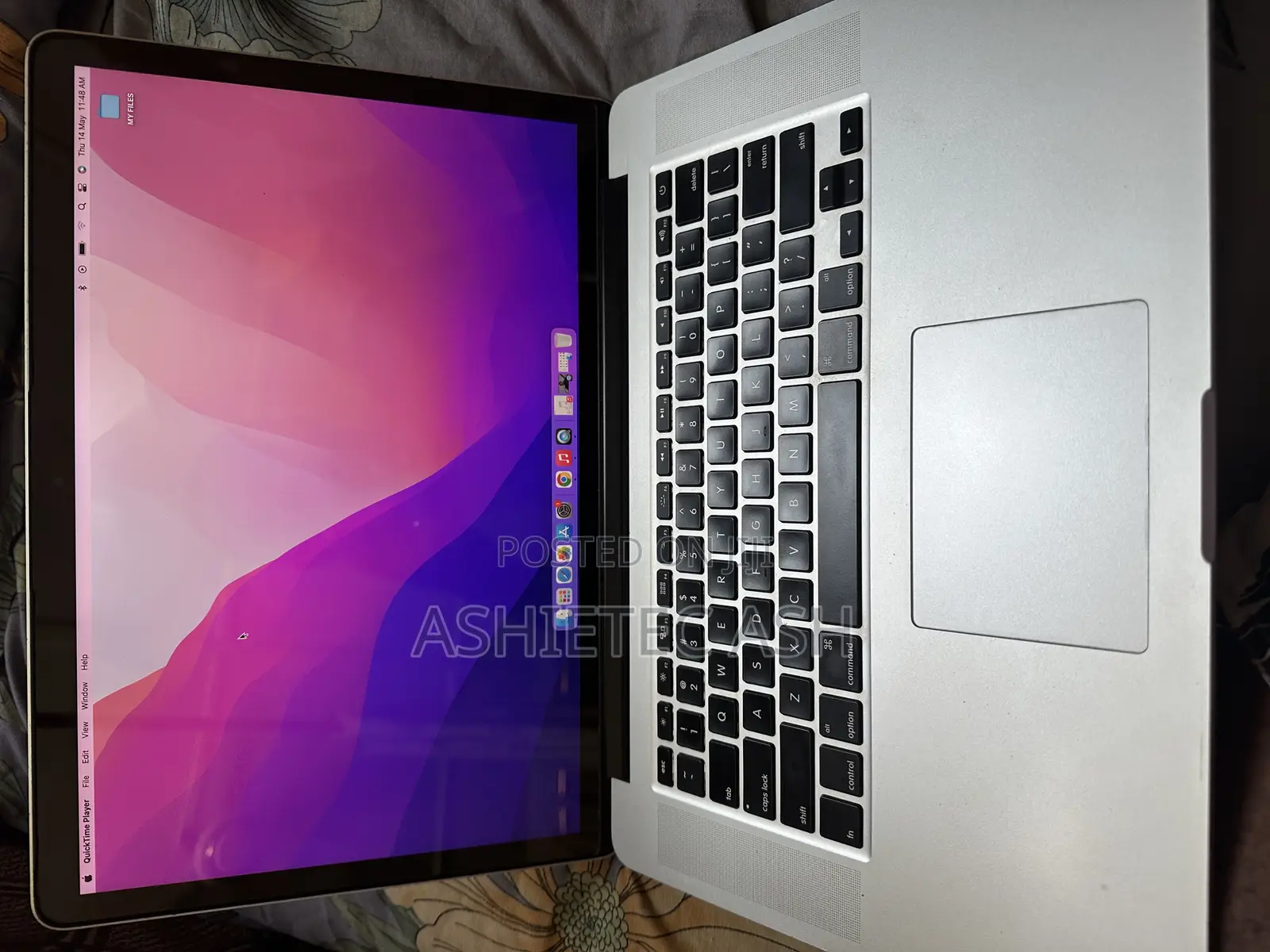 Laptop Apple MacBook Pro 2015 16GB Intel Core i7 SSD 256GB