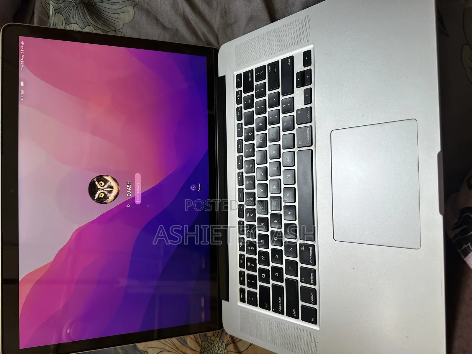 Laptop Apple MacBook Pro 2015 16GB Intel Core i7 SSD 256GB