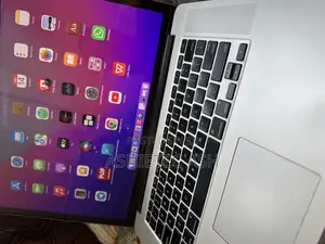 Laptop Apple MacBook Pro 2015 16GB Intel Core i7 SSD 256GB