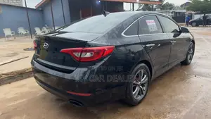 Hyundai Sonata Limited 2.0T Seban (2.0L 4cyl 6A) 2017 Black