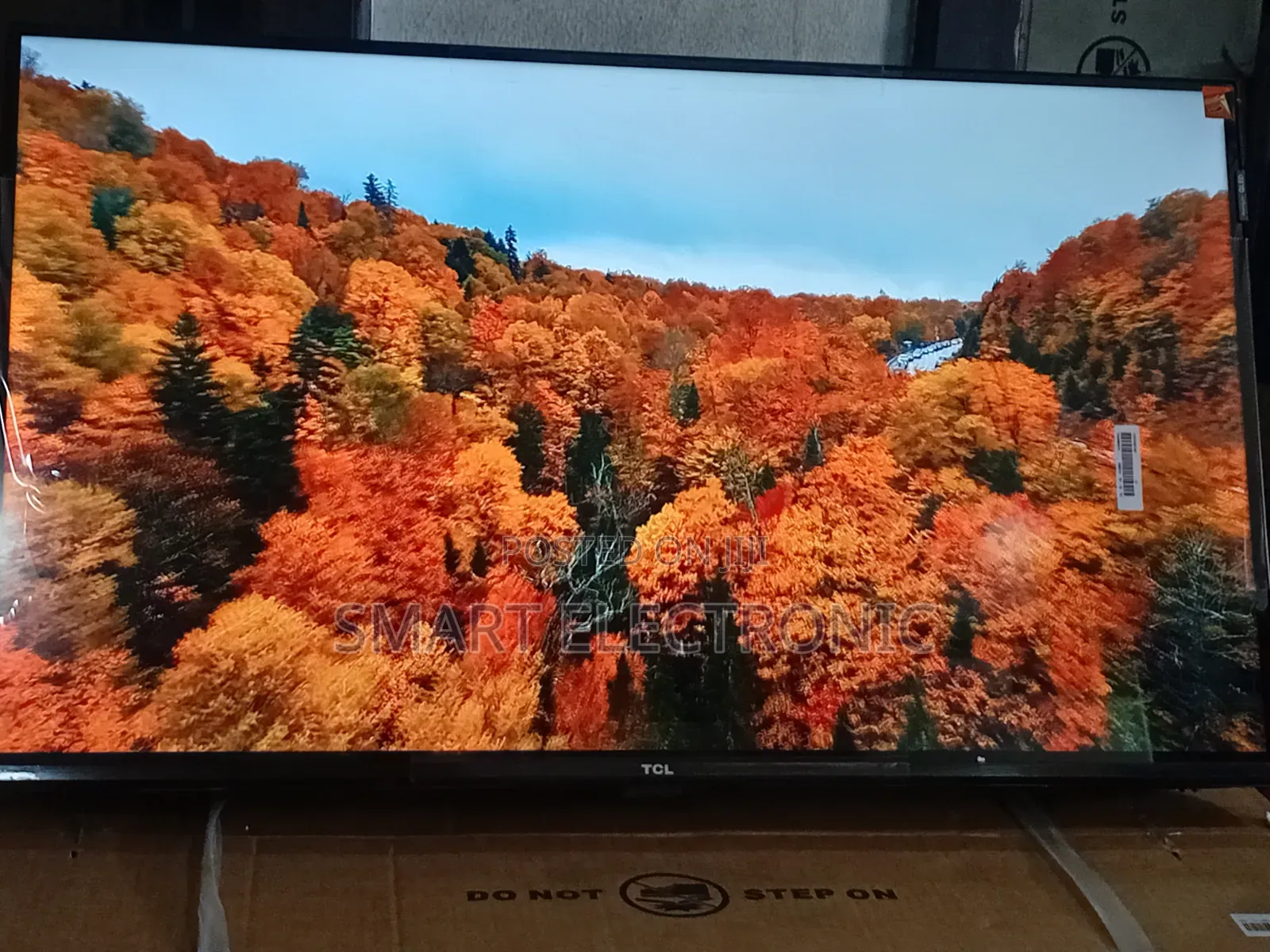 TCL 32 Inches Qled Smart Tv With Clear Audio Output