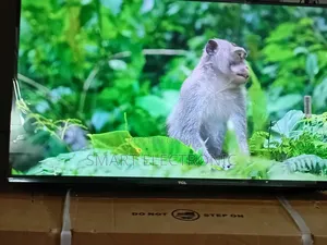 TCL 32” Qled Television With Advanced Smart Functions