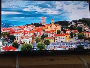 TCL 32-Inch Qled Hd Tv – Compact Design With Premium Visuals
