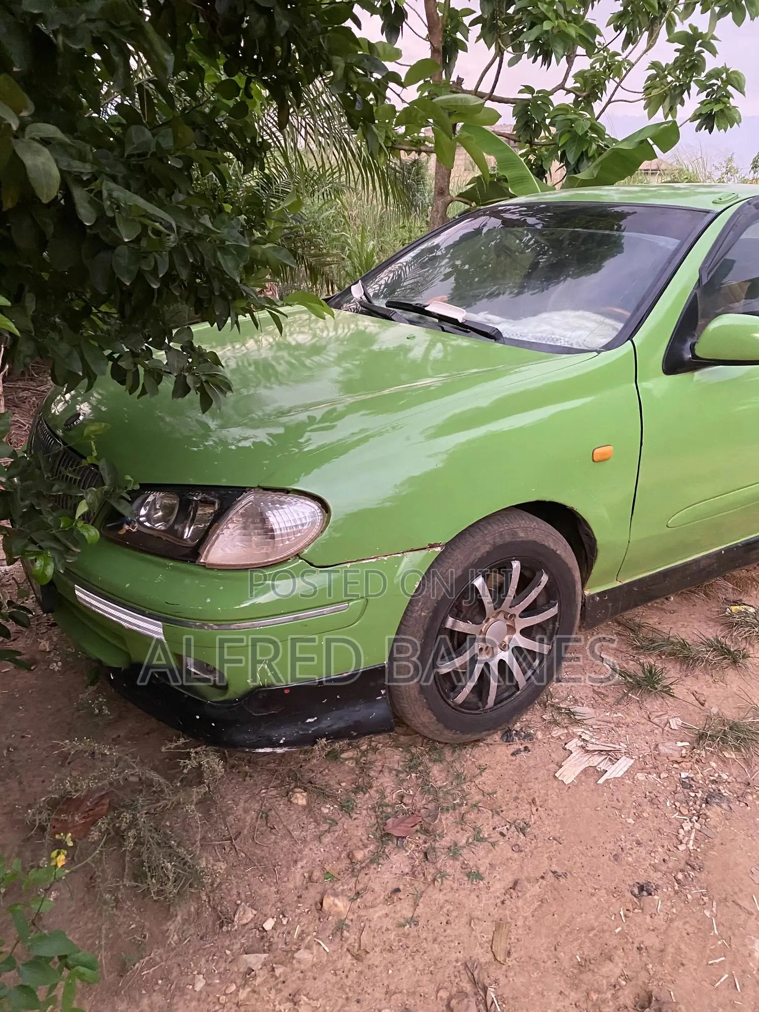 Nissan Almera Tino 2004 Green