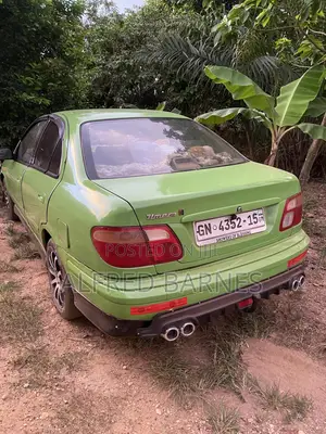 Nissan Almera Tino 2004 Green