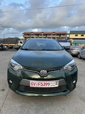 Toyota Corolla L 4dr Sedan (1.8L 4cyl 4A) 2015 Green