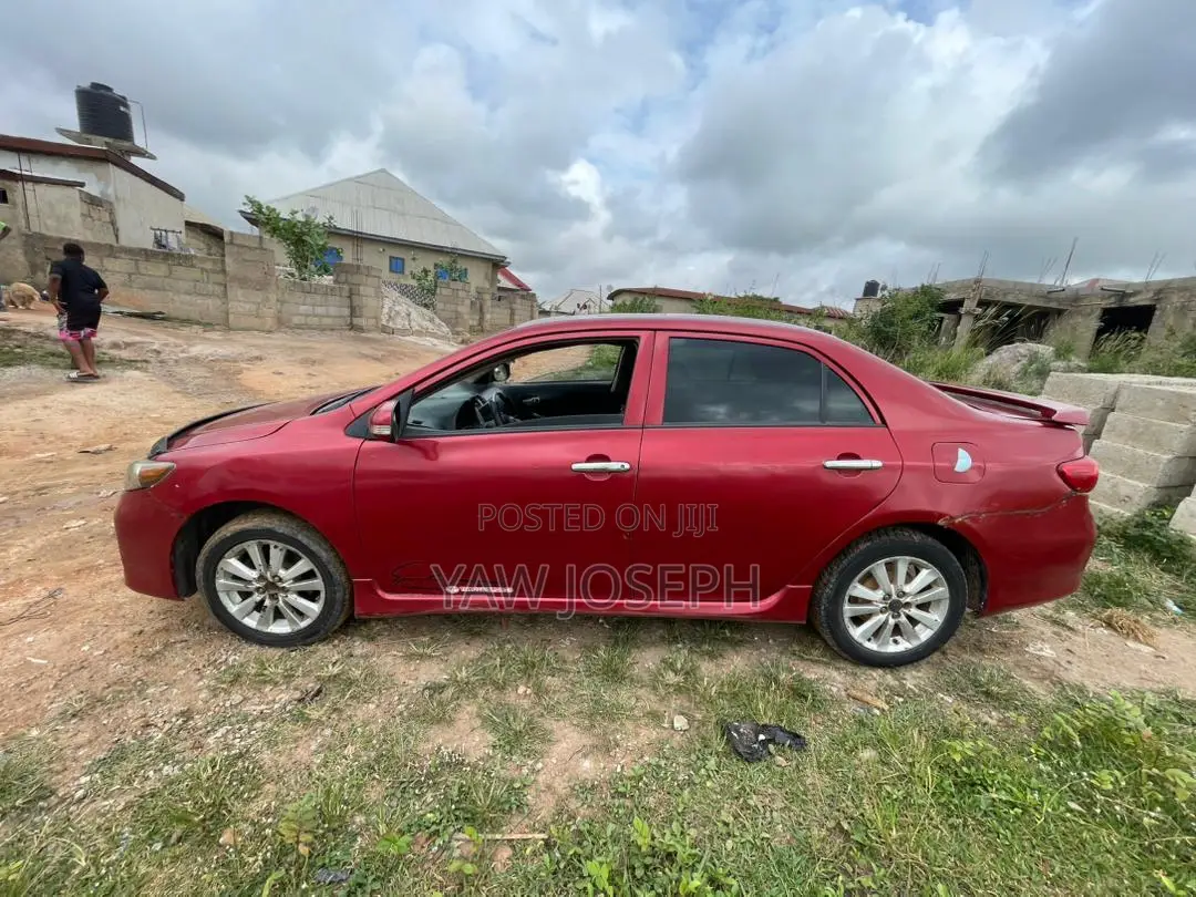 Toyota Corolla 2010 Red