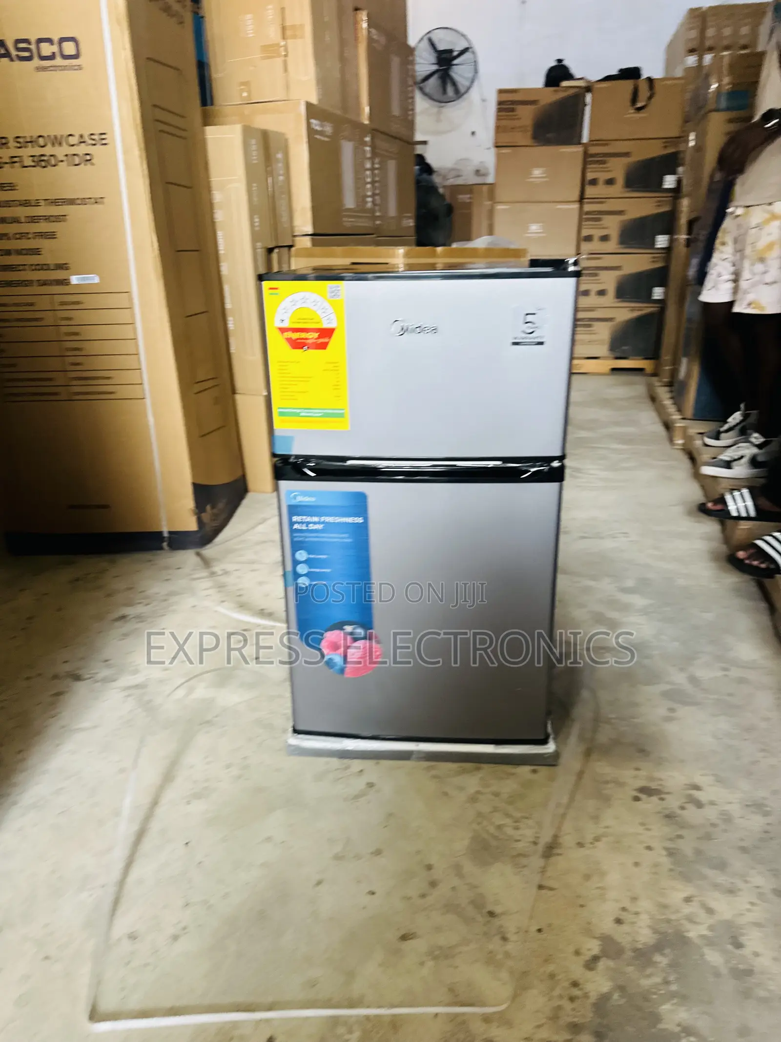 Eco Mode Function Sleek Double Door 87l Midea