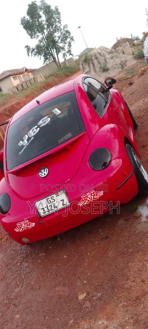 Volkswagen Beetle 2003 Red