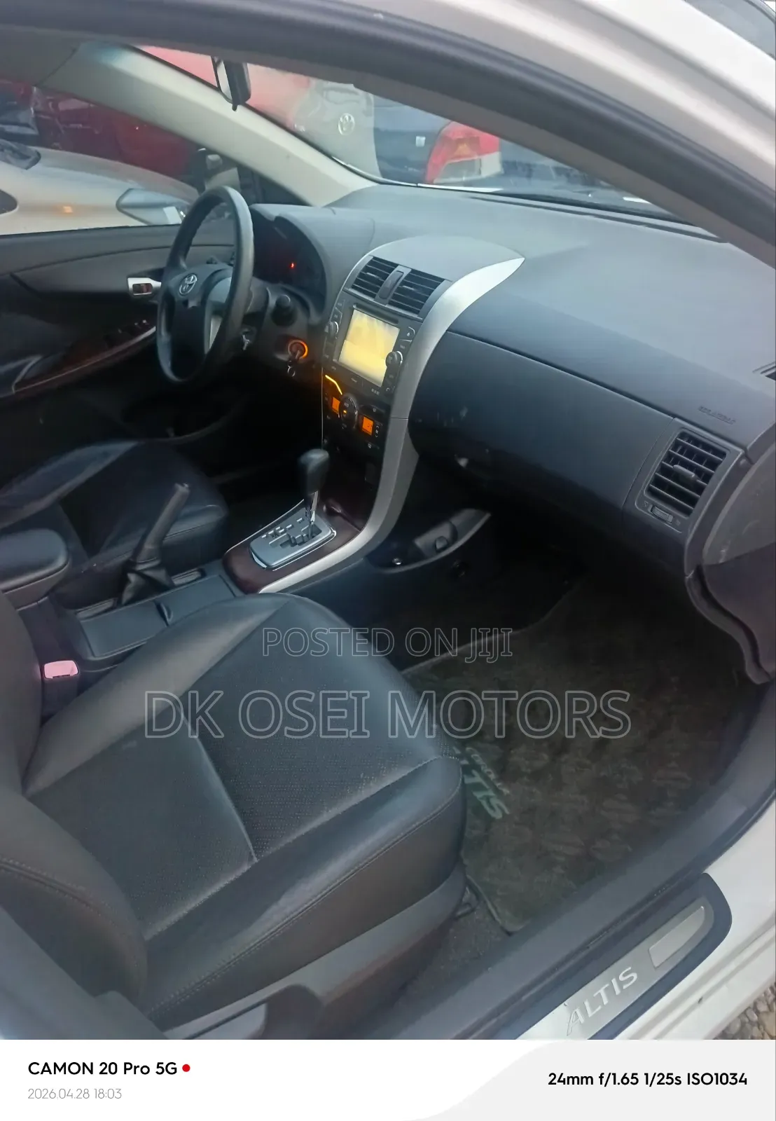 Toyota Corolla Altis 2012 White