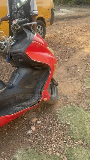 Honda 2018 Red