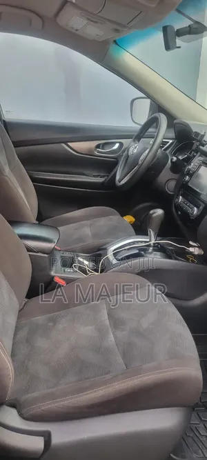 Nissan Rogue SV AWD 2016 Silver