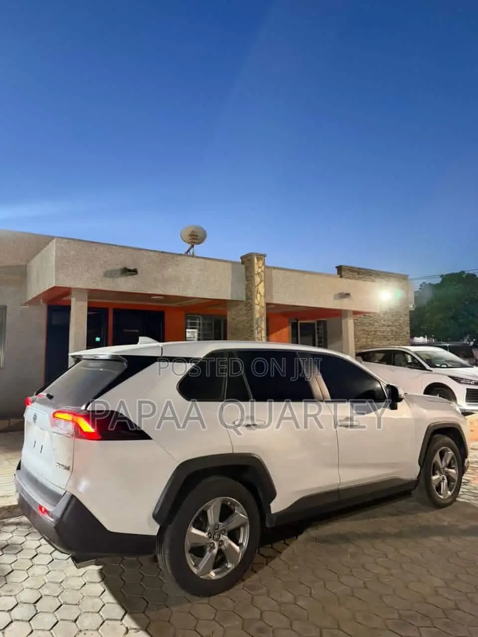 Toyota RAV4 2023 White