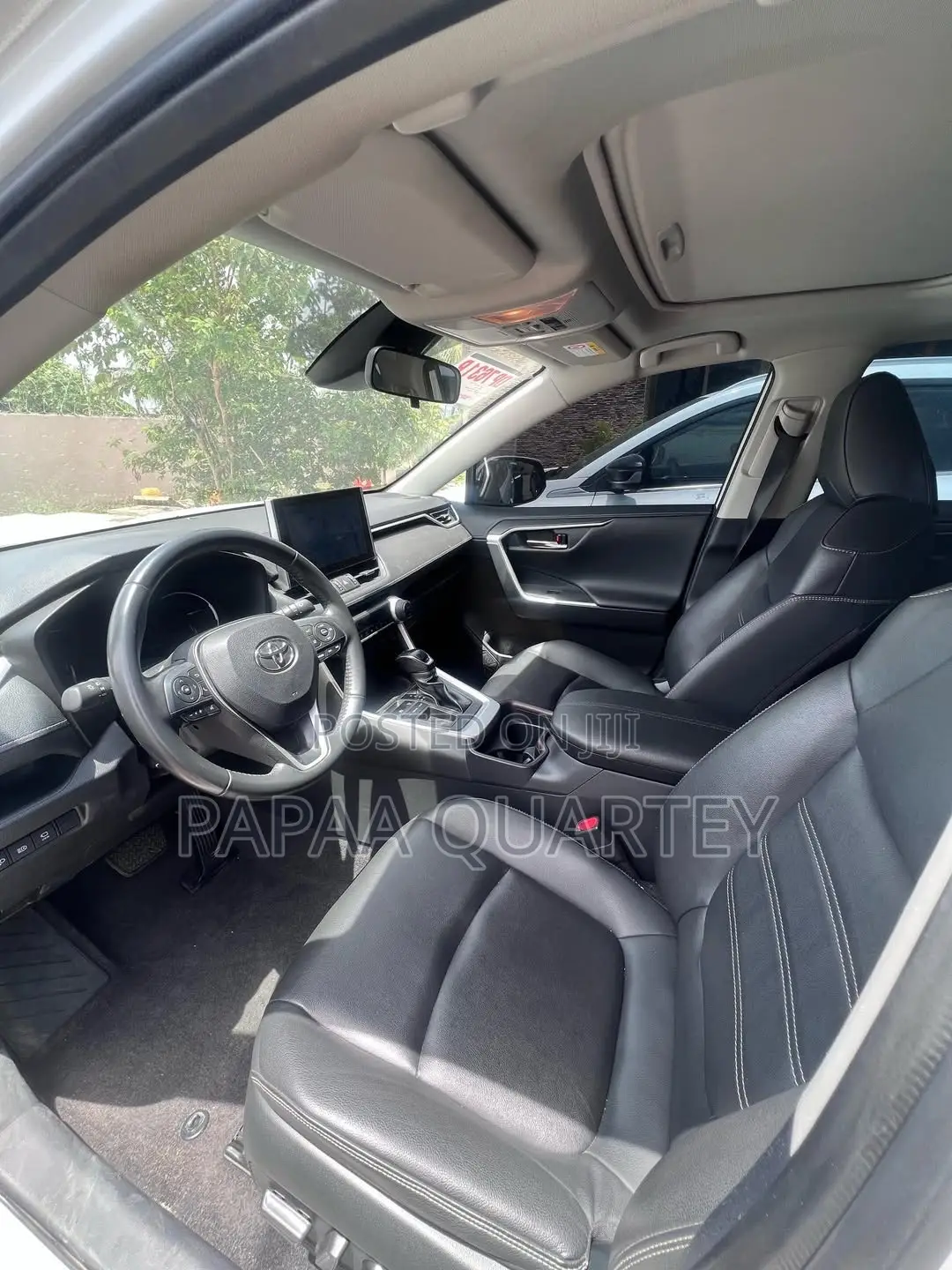 Toyota RAV4 2023 White