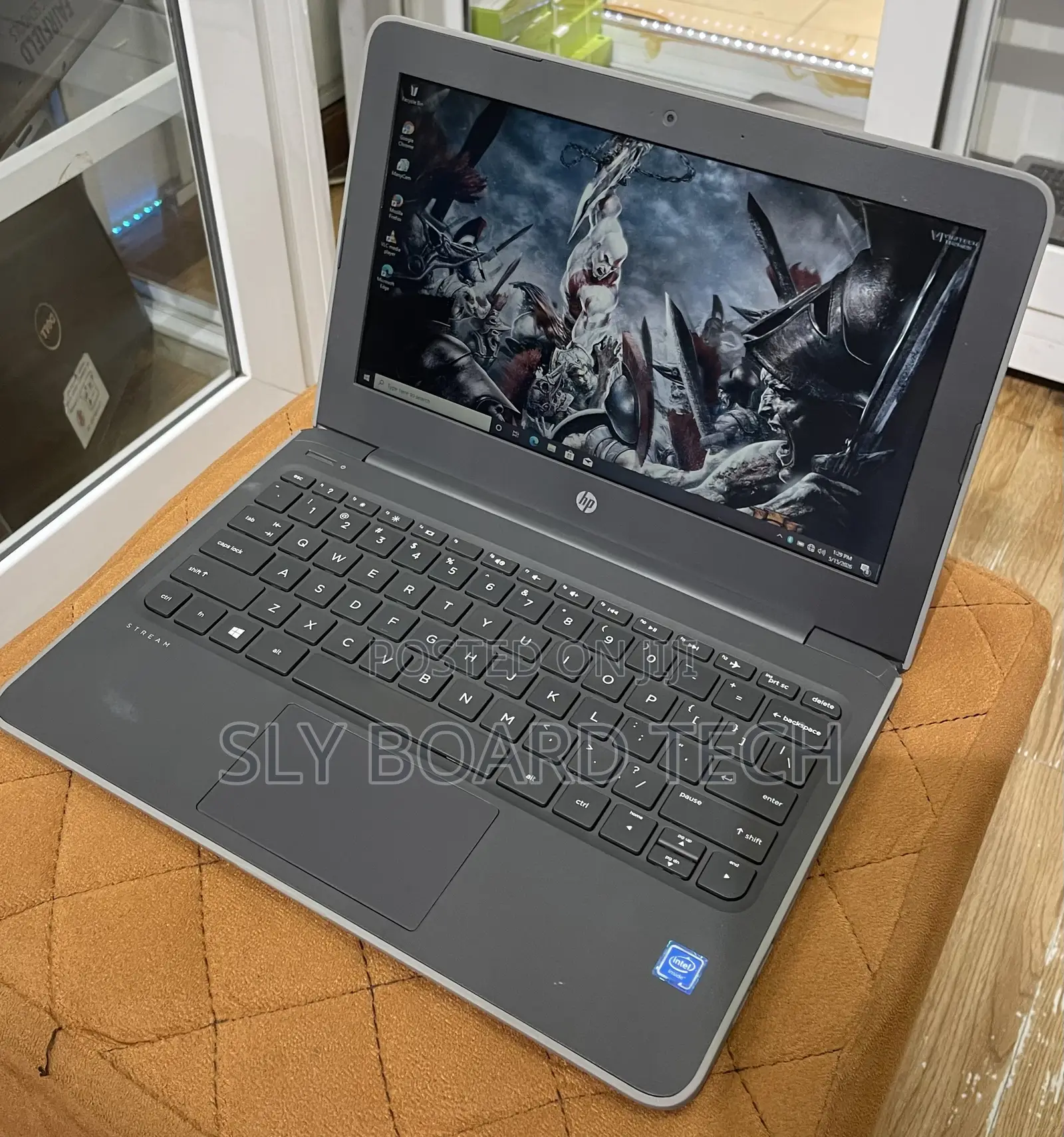 Laptop HP Stream 11 Pro G3 4GB Intel SSD 60GB