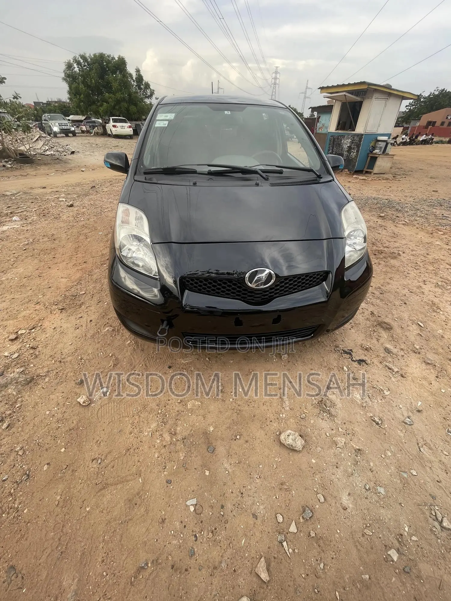 Toyota Vitz 1.3 FWD 5dr 2010 White