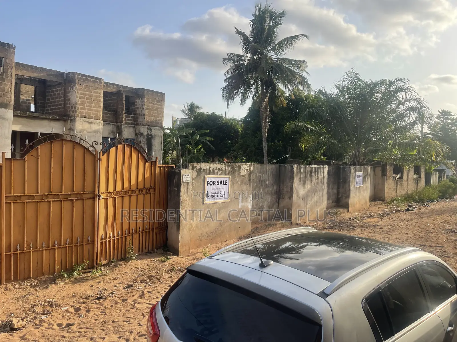 8bdrm Duplex in Omanjor, Sowutwuom for sale