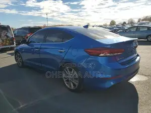 Hyundai Elantra Limited Sedan FWD (2.0L 4cyl 6A) 2017 Blue