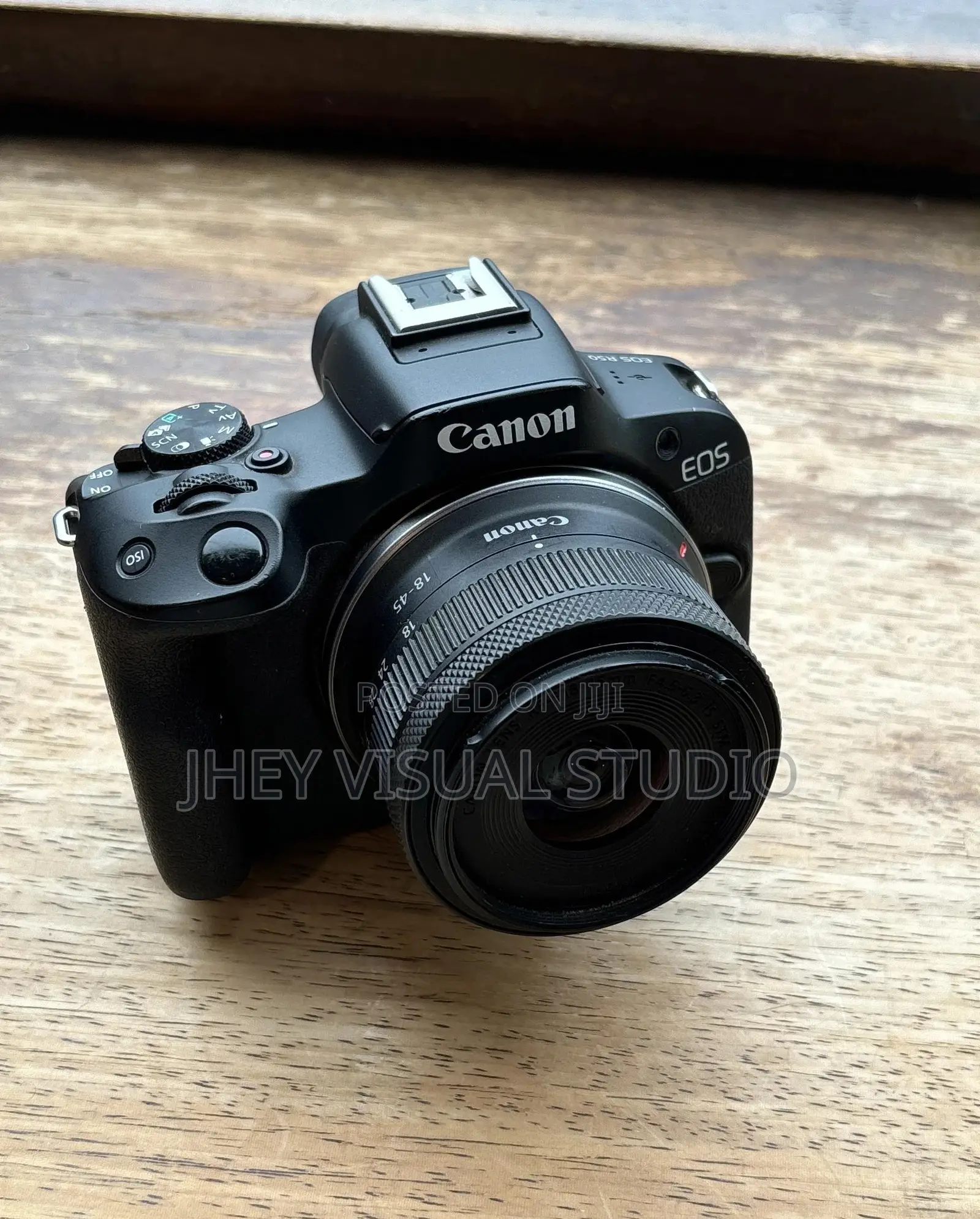 Canon Eos R50